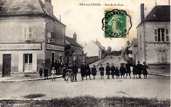 Rue de la République Fay-aux-Loges